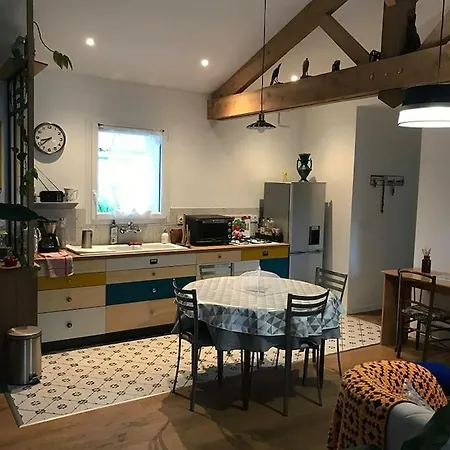 펜션 La Petite Maison Du Bout Du Pont *