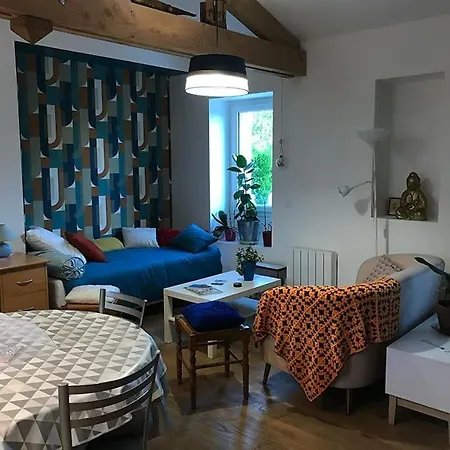 La Petite Maison Du Bout Du Pont *