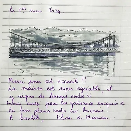 펜션 La Petite Maison Du Bout Du Pont